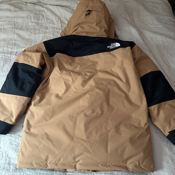 Men’s North Face Down Snow Jacket NWOT - Picture 2 of 6